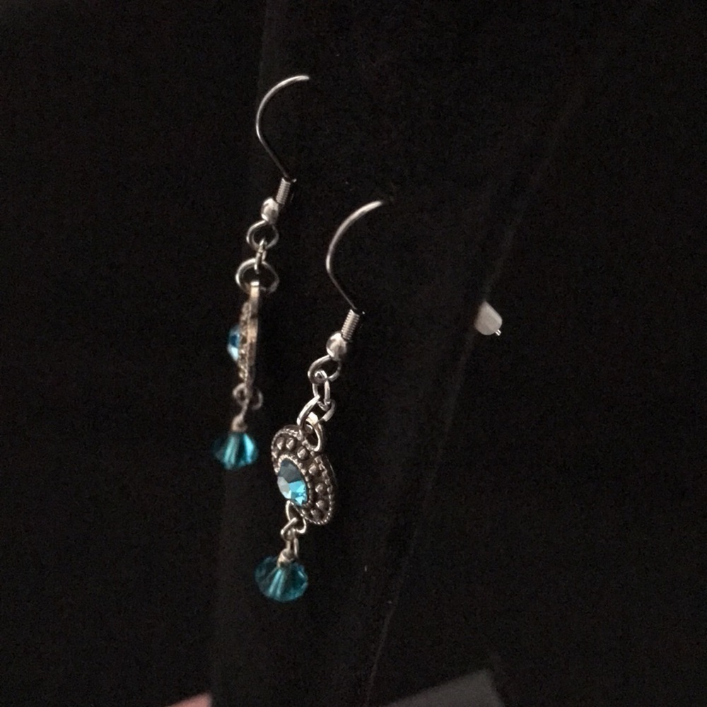 HANDCRAFTED EARRINGS—FISHHOOK DANGLES—Turquoise Colored Glass/Antique Silvertone - Picture 8 of 12